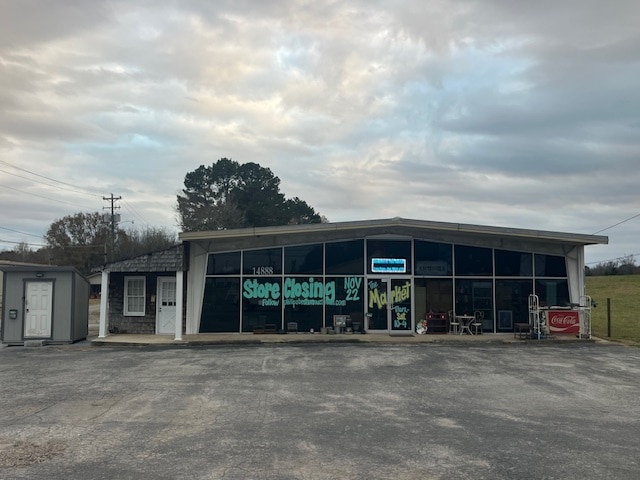 14888 Court St, Moulton, AL for Sale