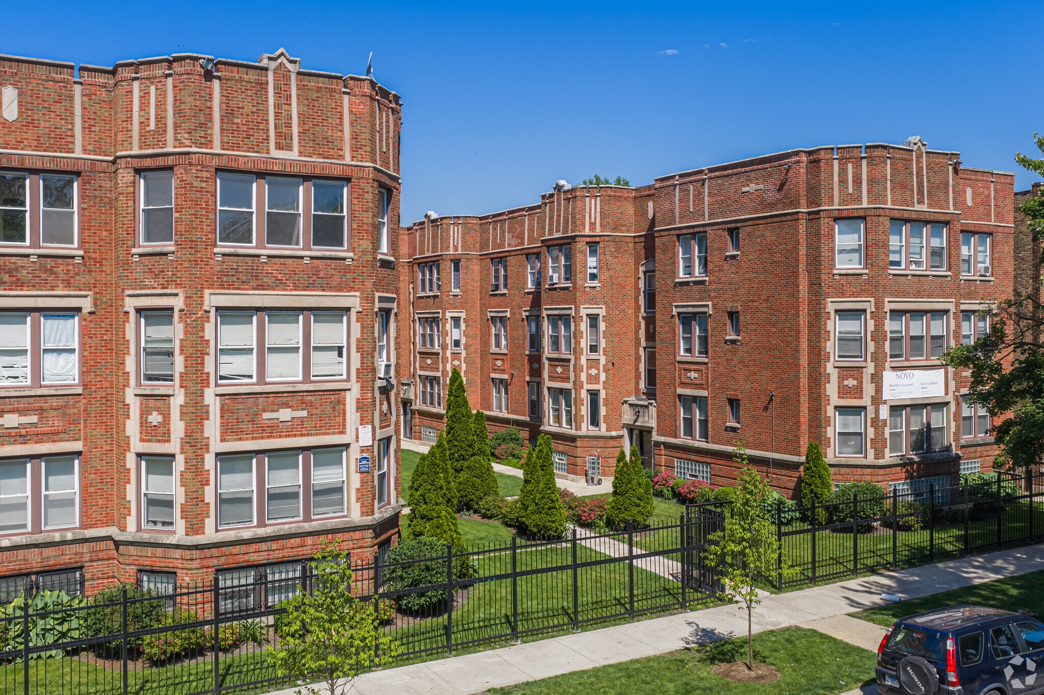 7526-7536 S Colfax Ave, Chicago, IL for Sale