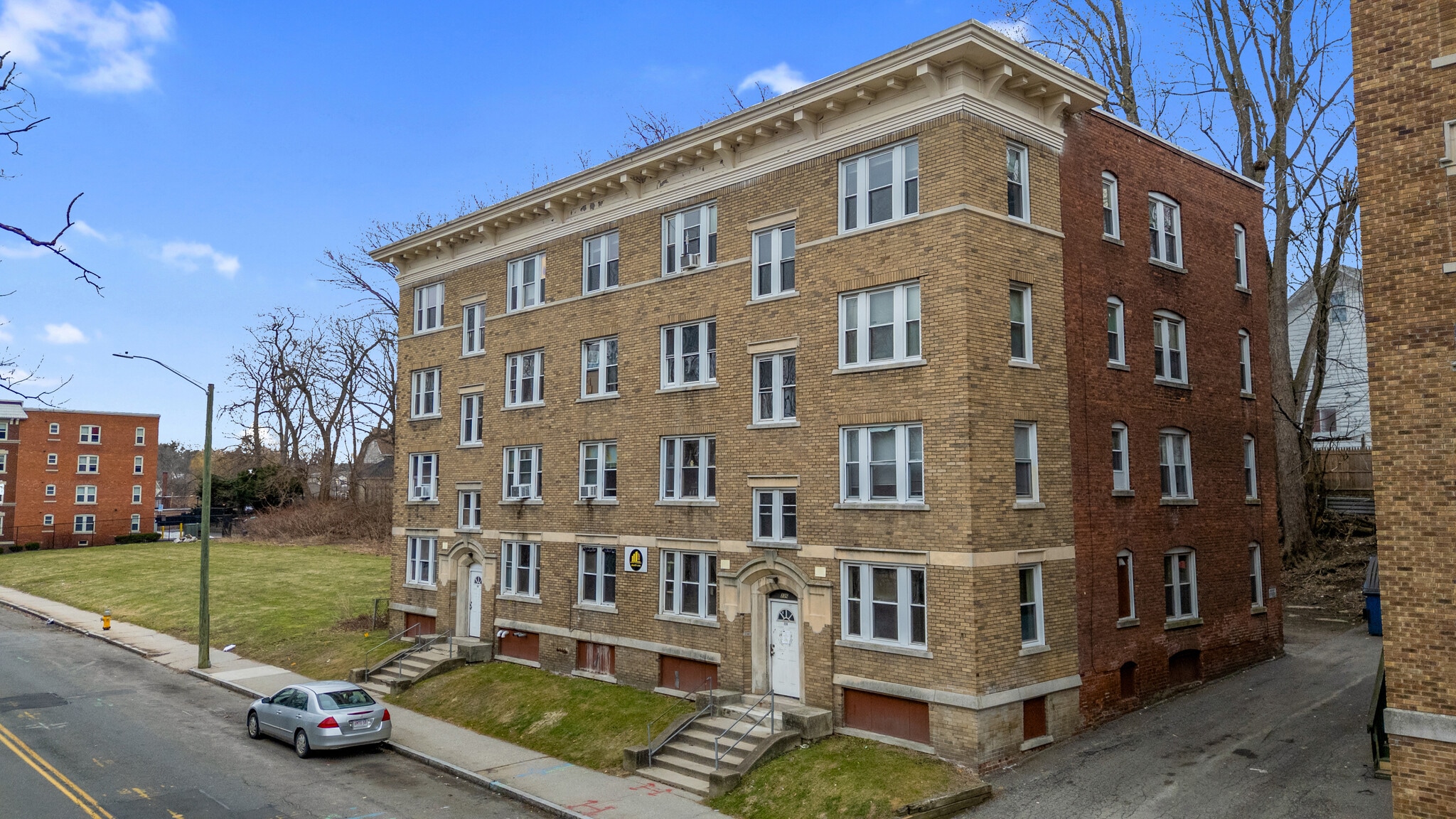 240 Locust St, Springfield, MA for Sale