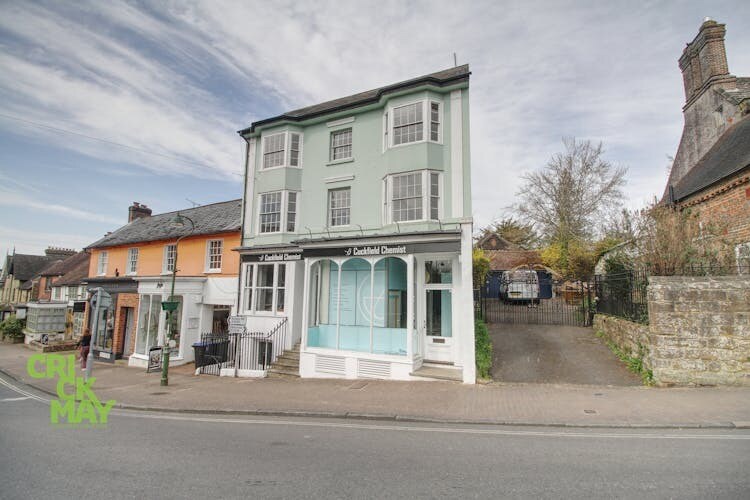 11 High St, Cuckfield, WSX for Sale