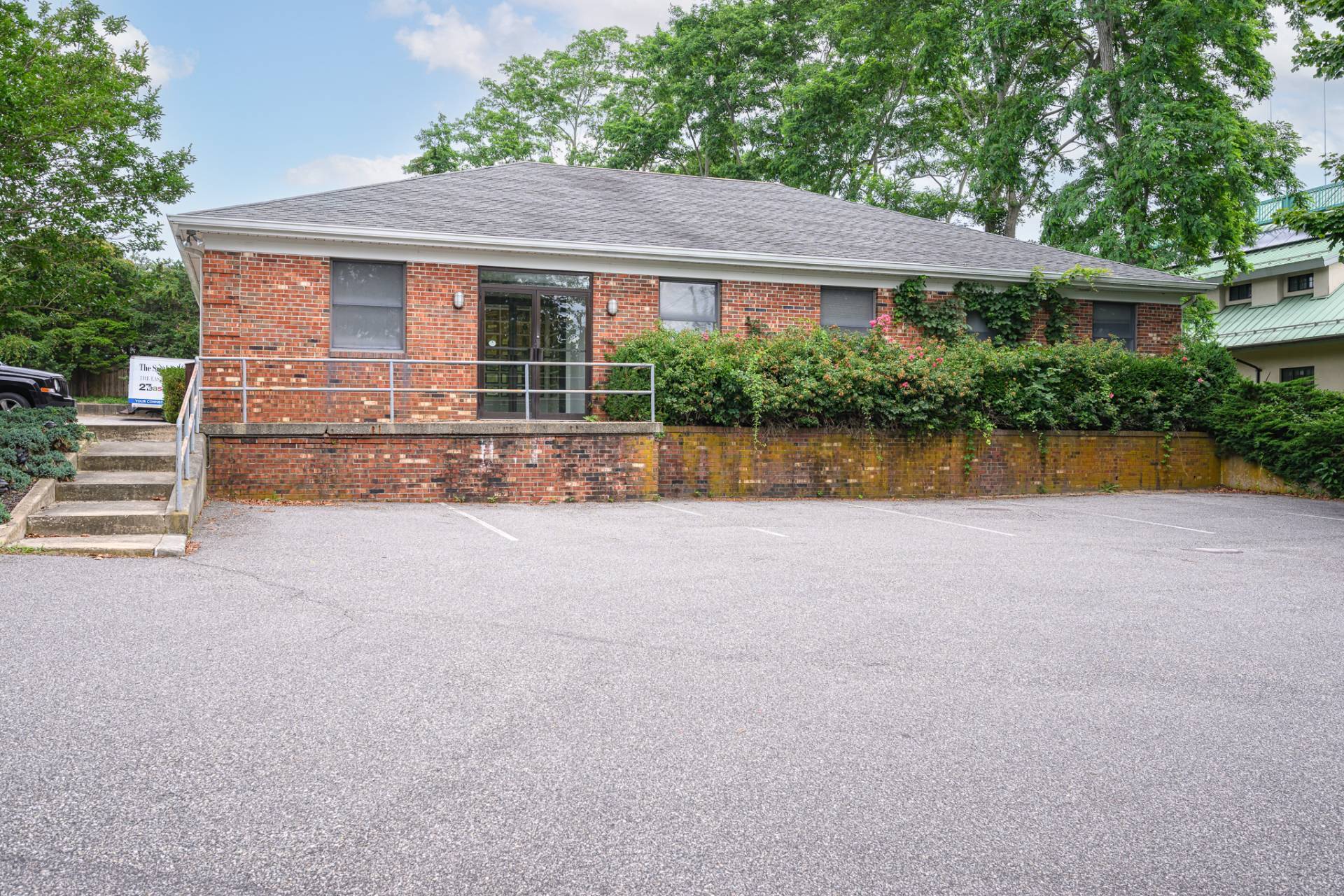135 Windmill Ln, Southampton, NY for Sale