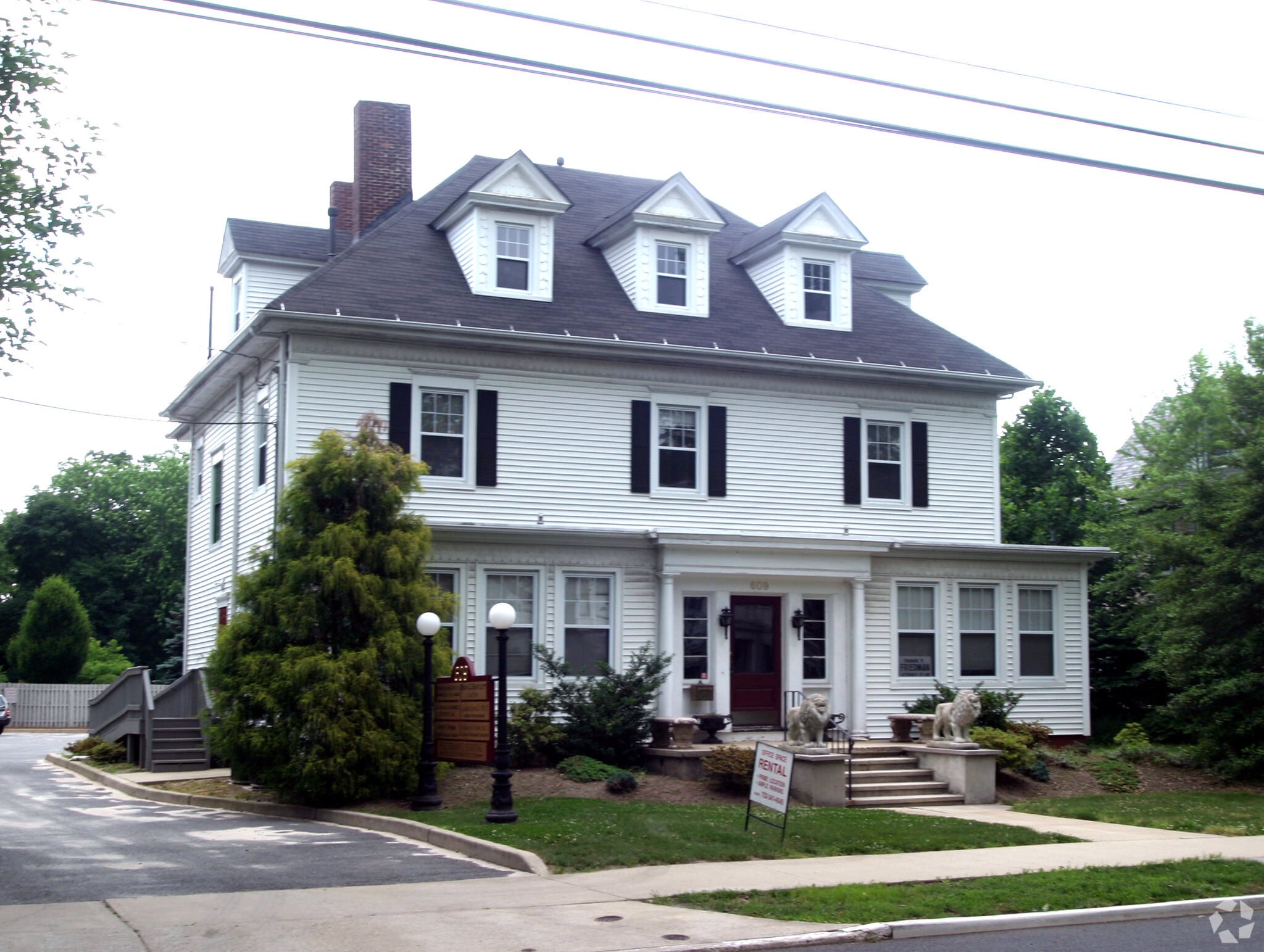 609 Main St, Toms River, NJ for Rent