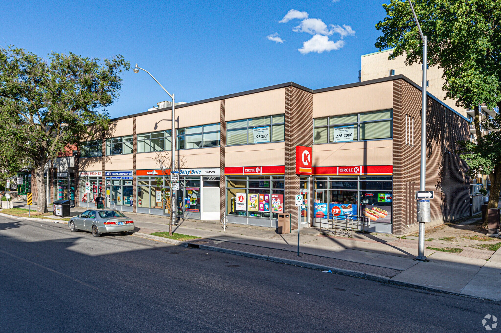 210-228 Laurier Ave E, Ottawa, ON for Rent