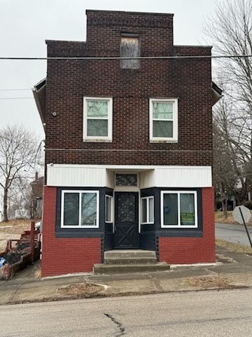 338 Robinson Rd, Campbell, OH for Sale
