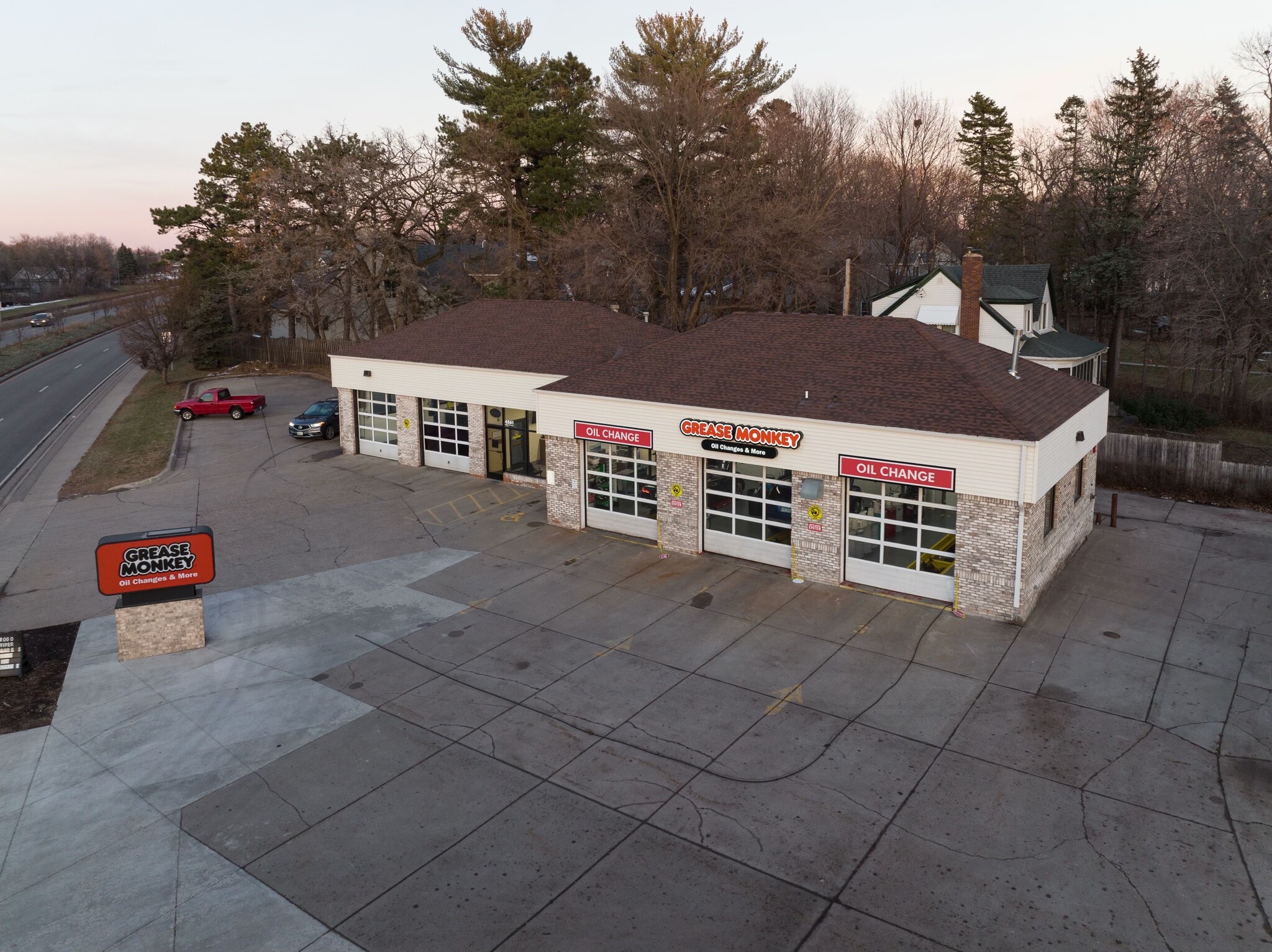 4561 Lake Ave, White Bear Lake, MN for Sale