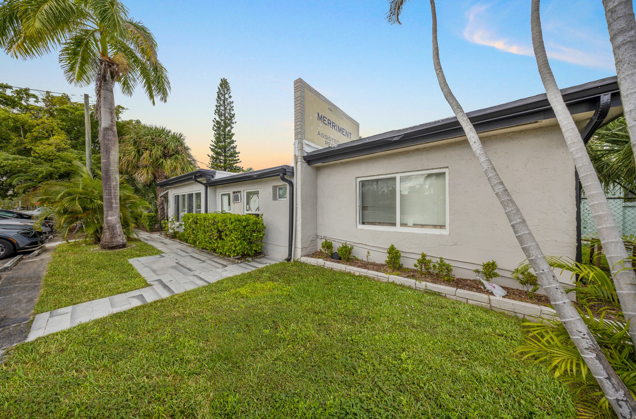 1835 Wilson St, Hollywood, FL for Sale