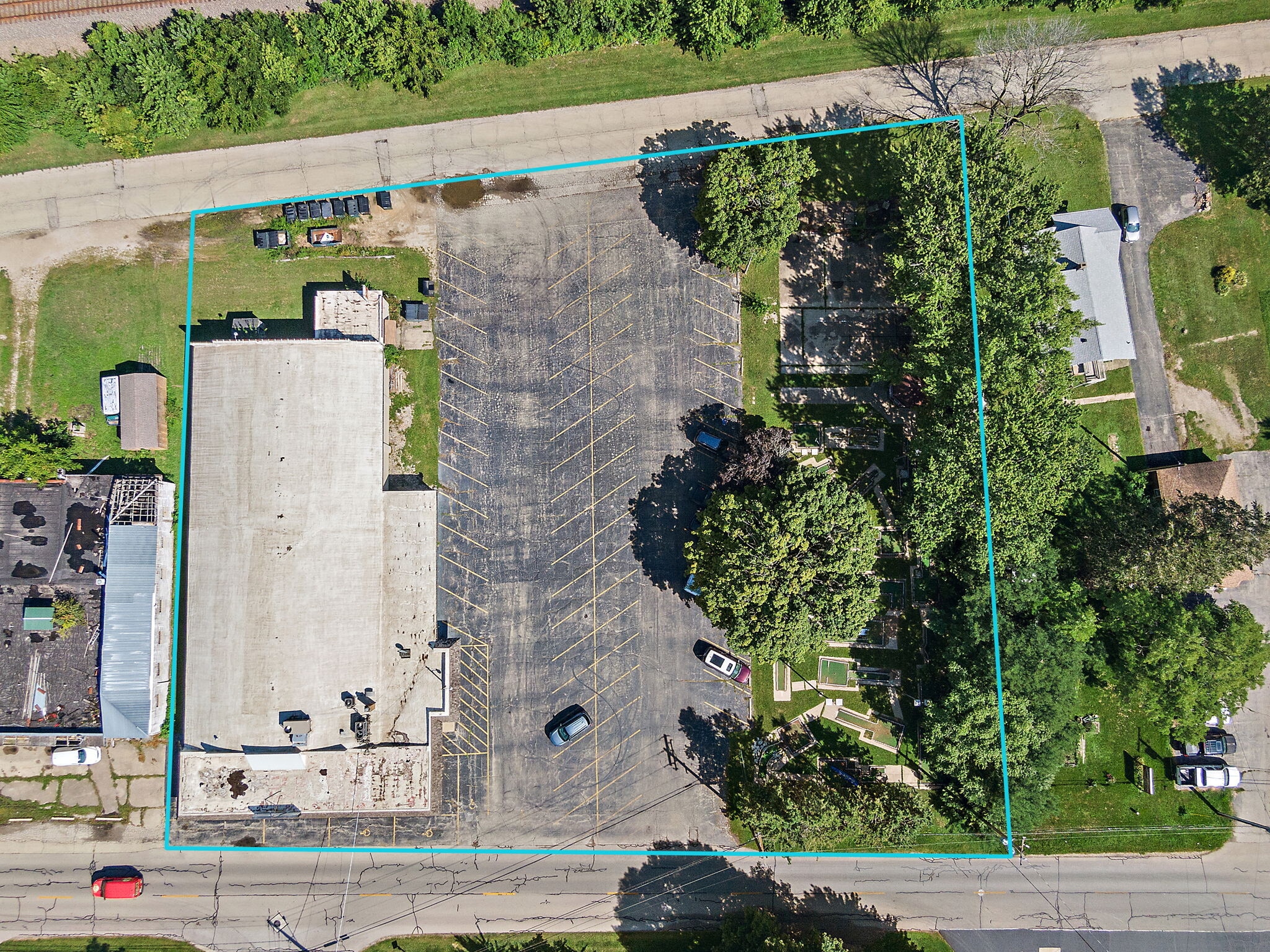 927 E Railroad St, Sandwich, IL for Sale