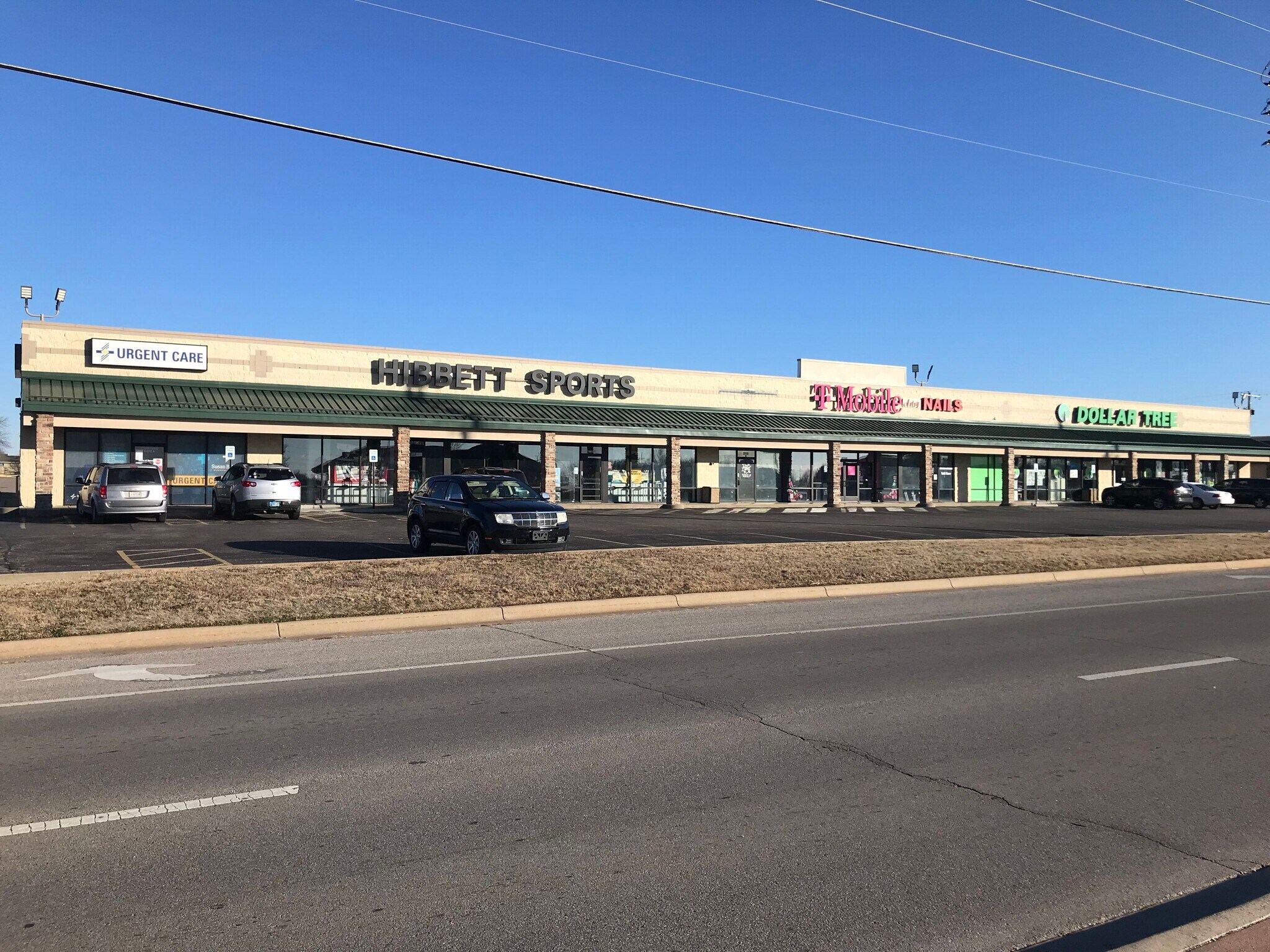 2710 W Central Ave, El Dorado, KS for Rent