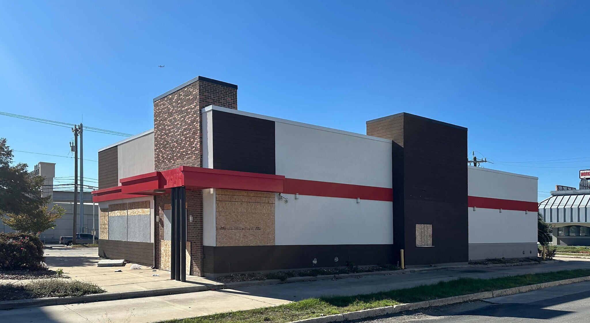 2639 Ne Loop 410, San Antonio, TX for Rent