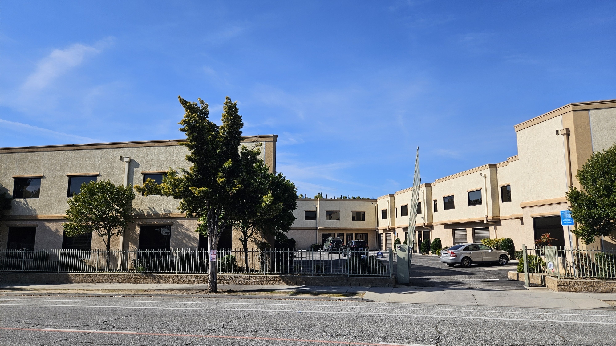 145 N Sierra Madre Blvd, Pasadena, CA for Rent