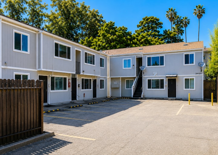 3421 68th Ave, Oakland, CA for Sale