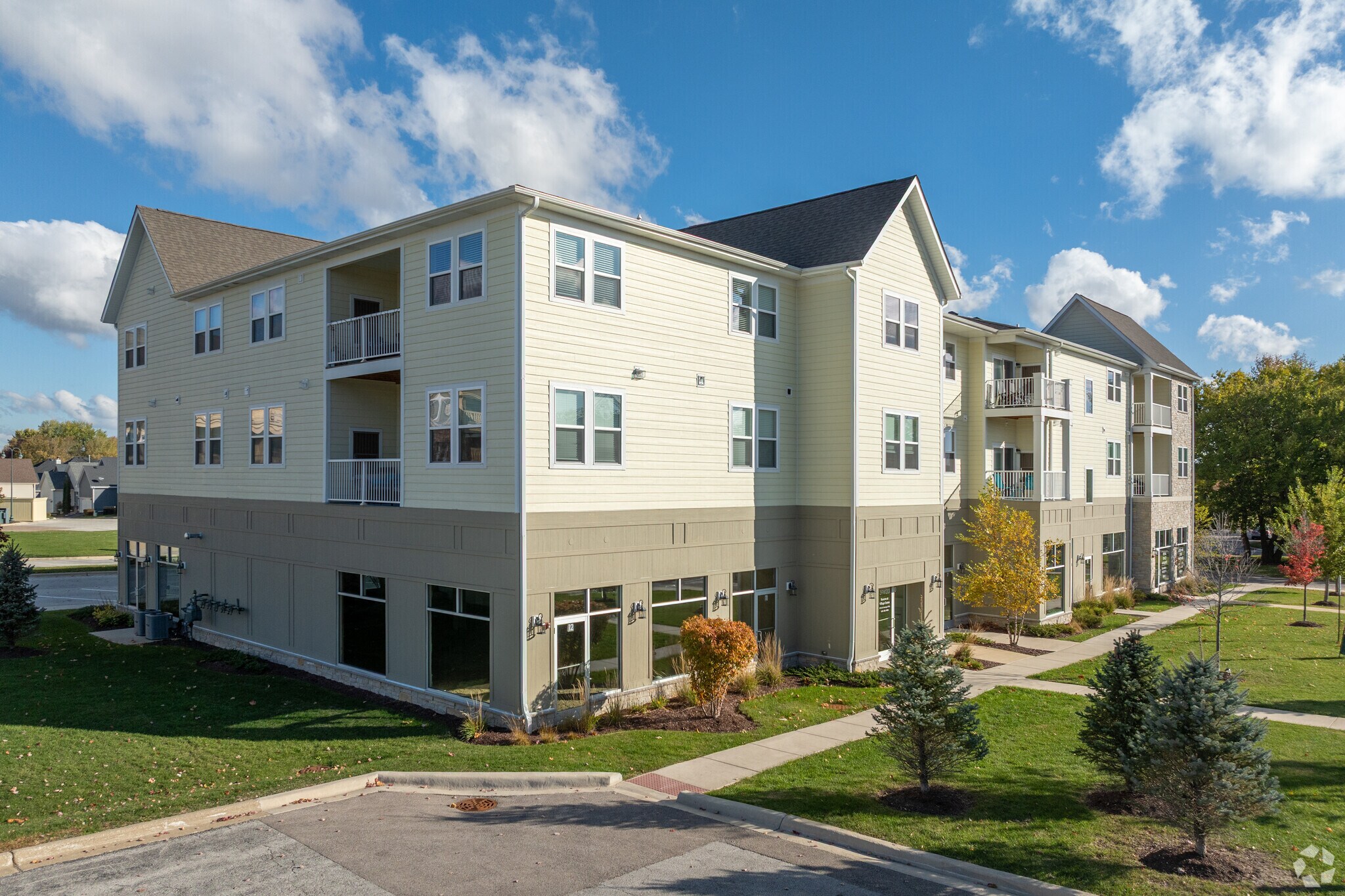 39w201 Herrington Blvd, Geneva, IL for Rent