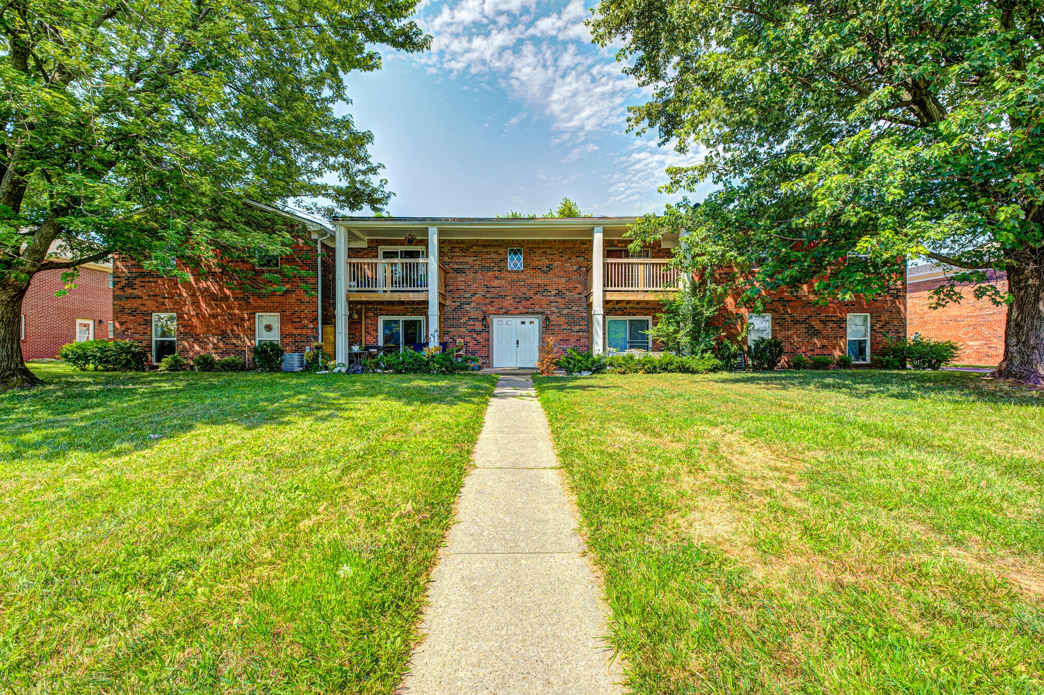 622 Wooddale Ter, Greenwood, IN for Sale