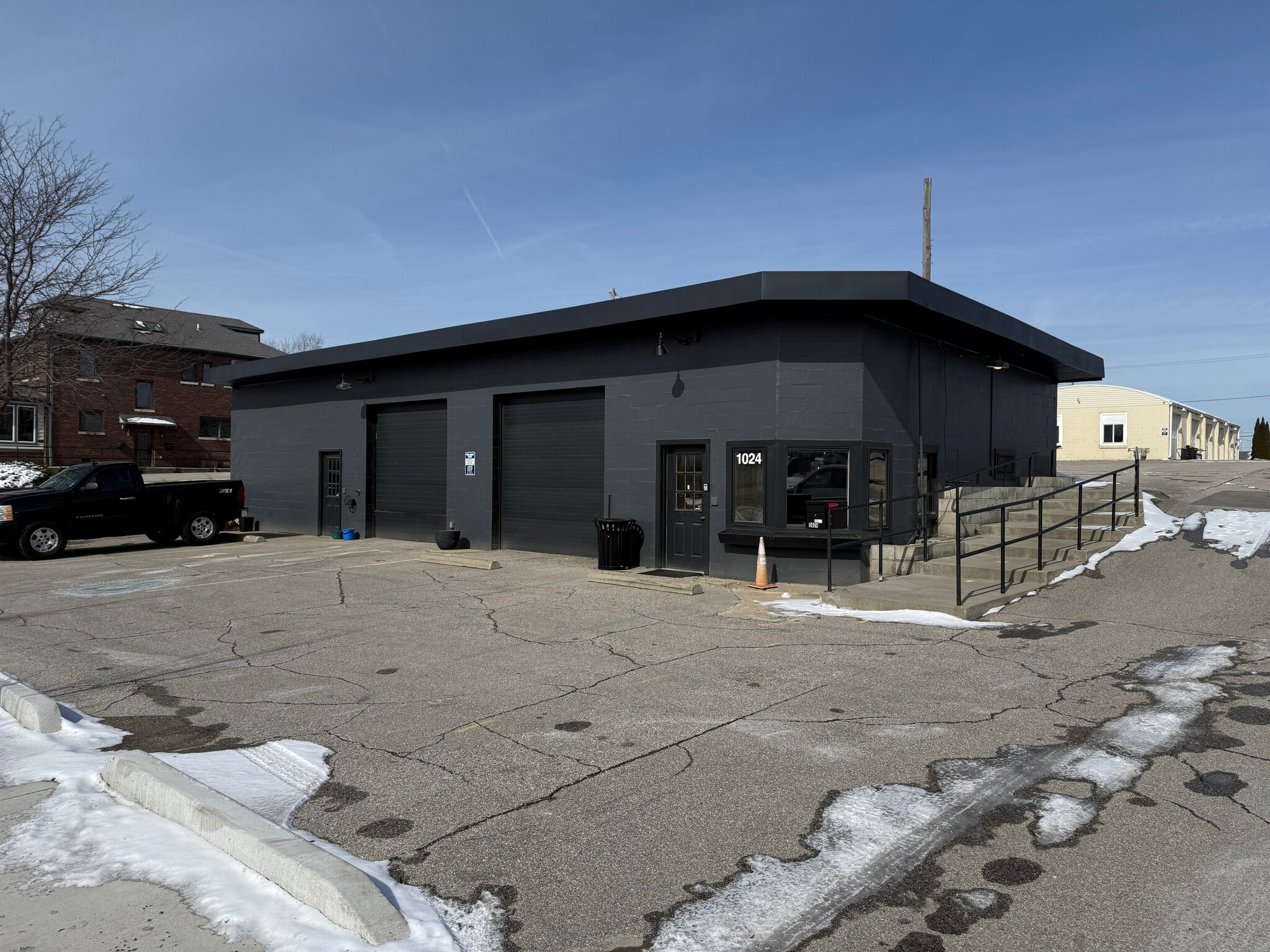 1024 E Market St, Indianapolis, IN for Rent