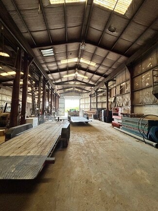 Hilliard, OH Warehouse - 5522 A N Center St Hilliard, OH Warehouse - 5522 A N Center St