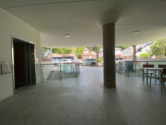 Fresh Meadows, NY Office/Retail - 61-10 182nd St