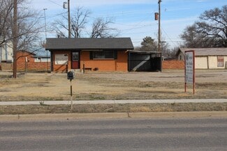 Floydada, TX Storefront - 210 W Houston St