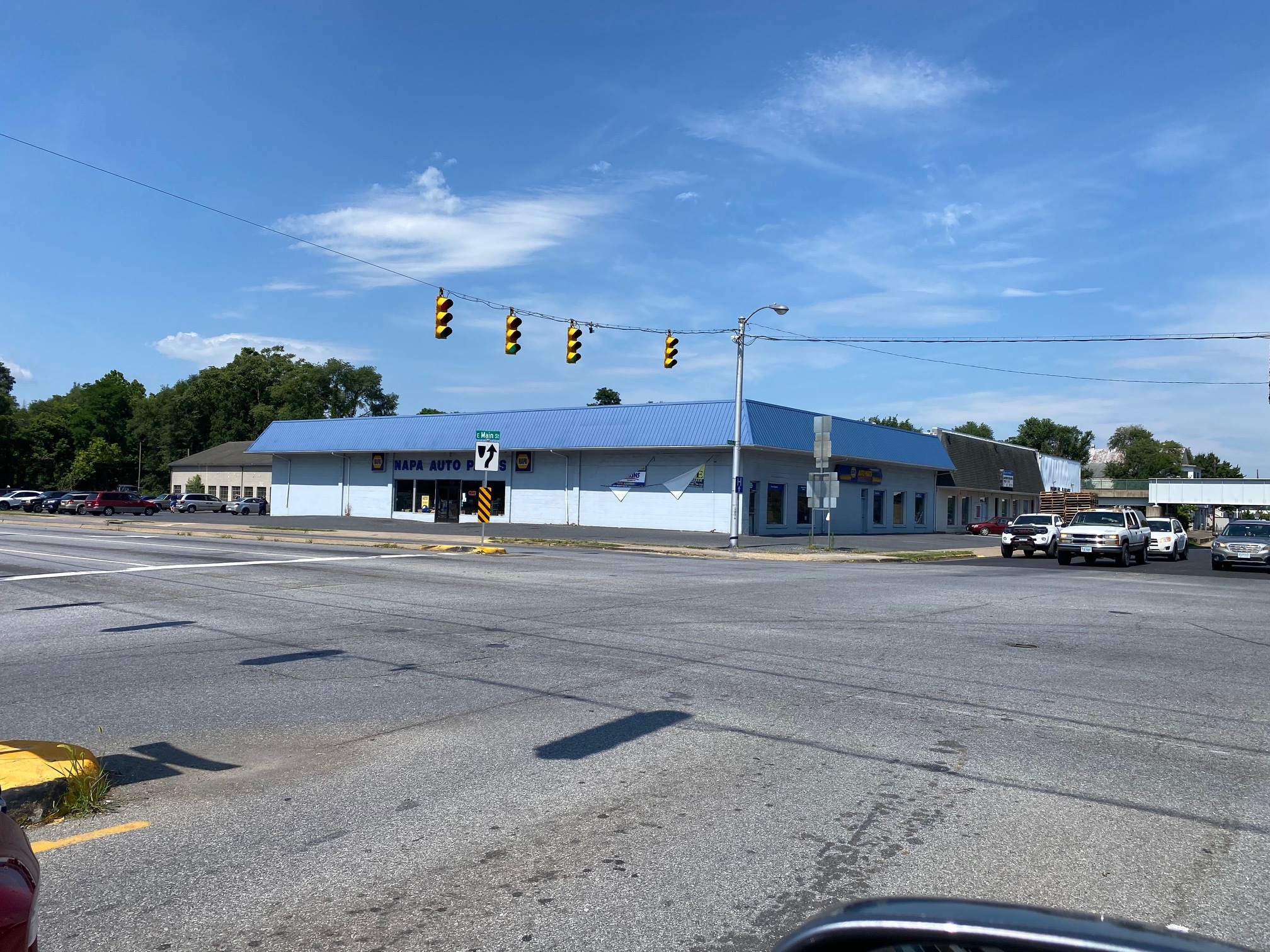 794 E Main St, Waynesboro, VA for Rent