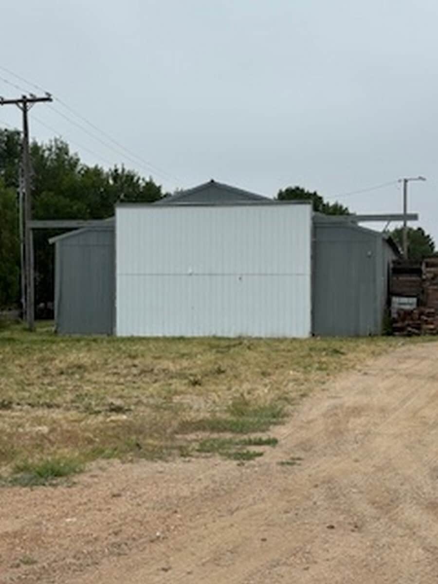 324 6th Ave SW, Stanley, ND for Sale