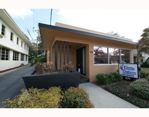 1171 NE Cleveland St, Clearwater, FL for Sale