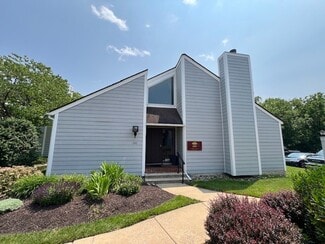 Exton, PA Medical - 300 N Pottstown Pike