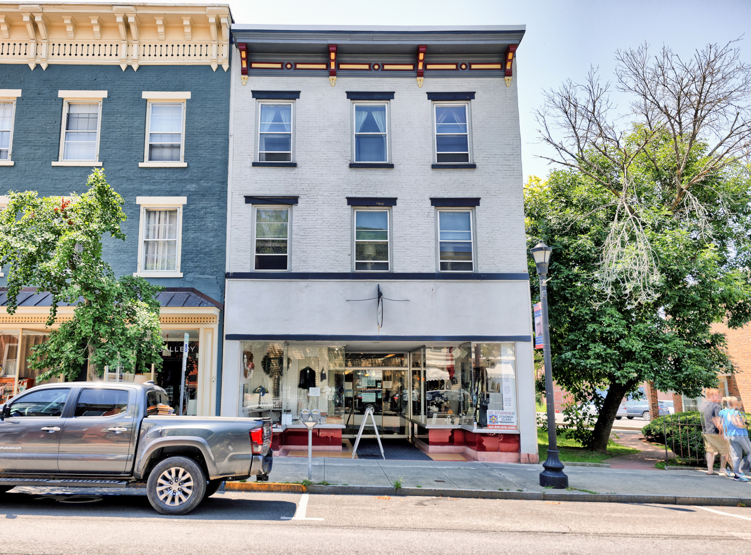 511 Warren St, Hudson, NY for Sale