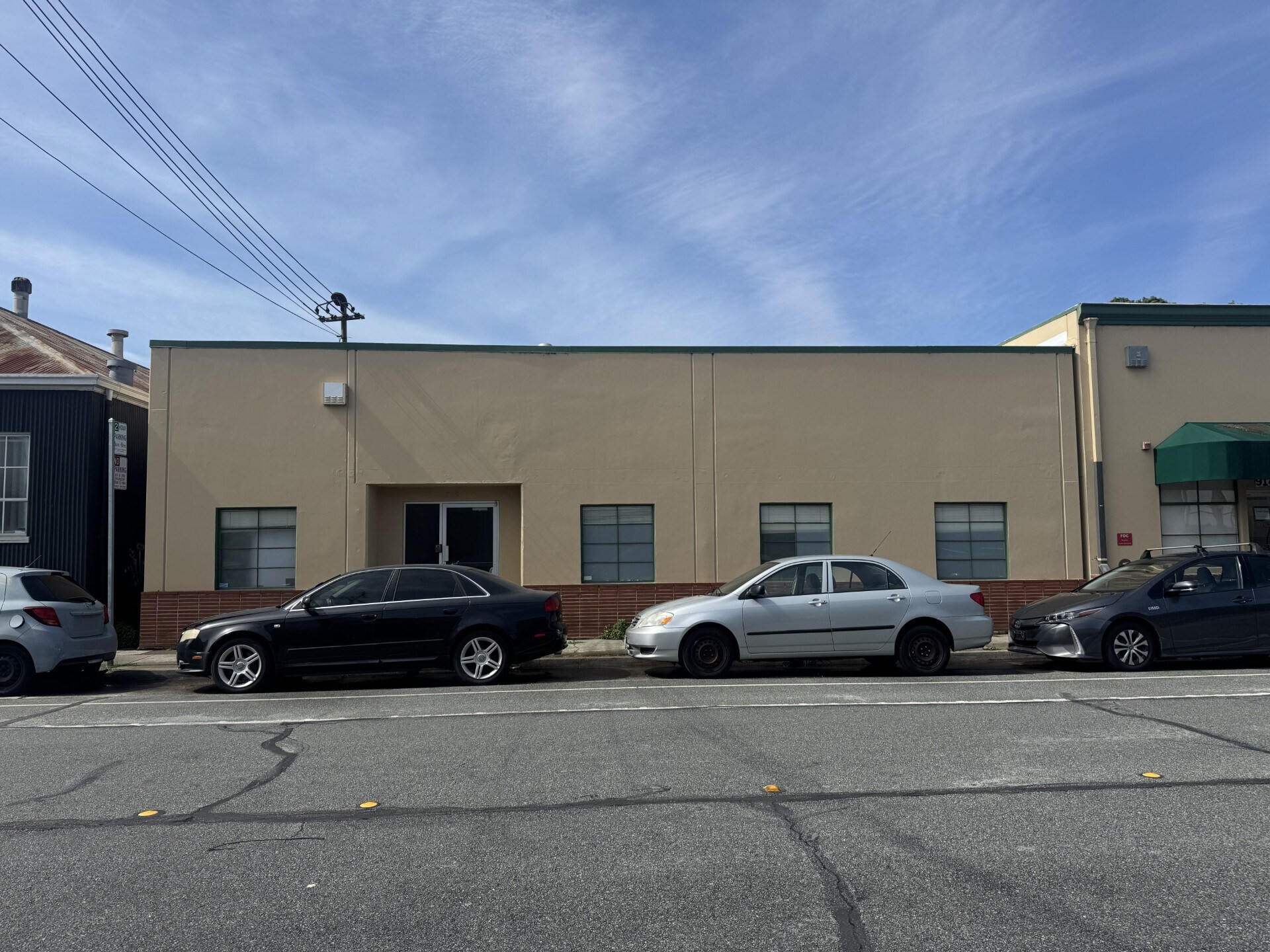 916 S Claremont St, San Mateo, CA for Rent