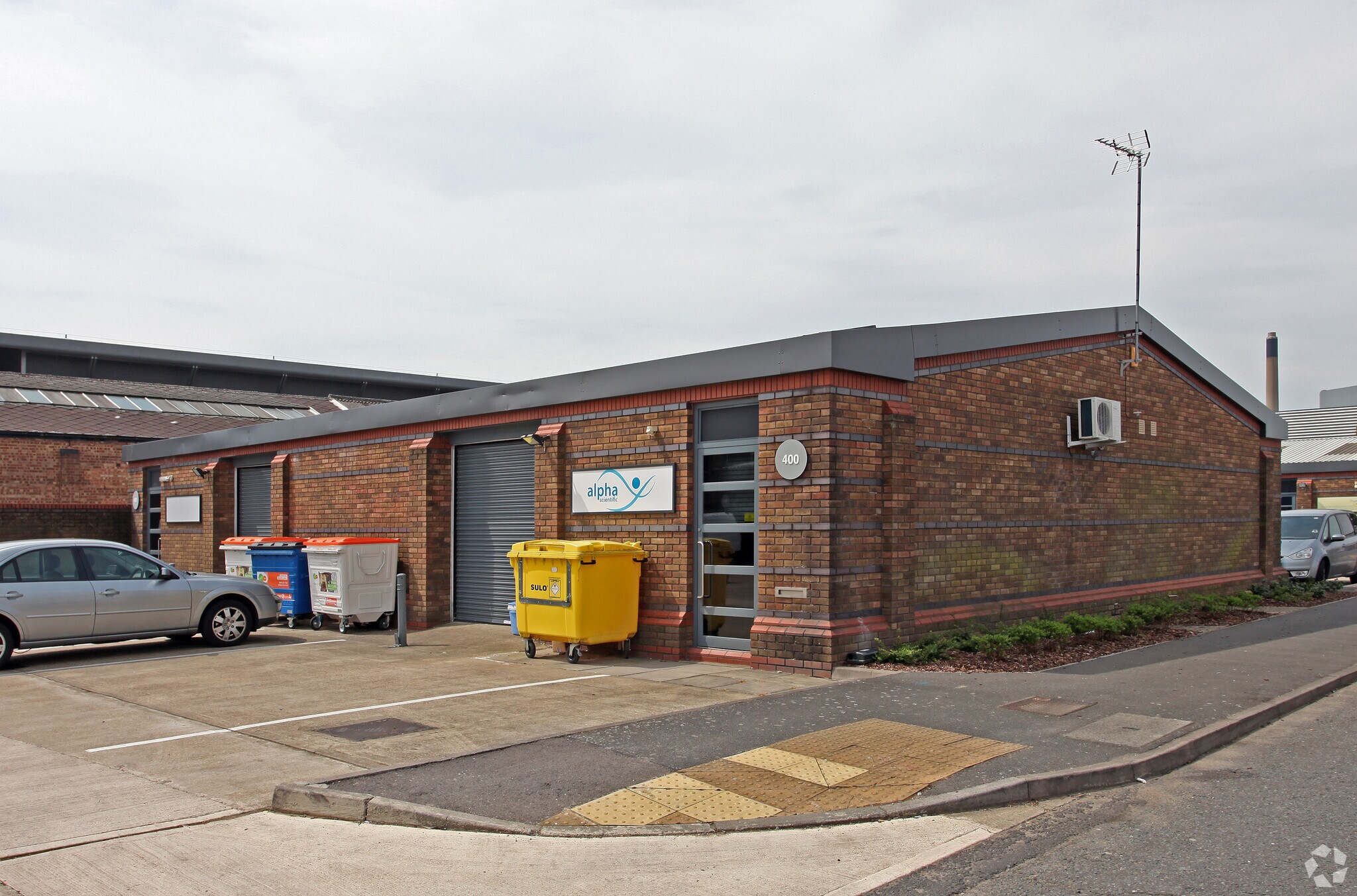 400 Montrose Ave, Slough, BKS for Rent