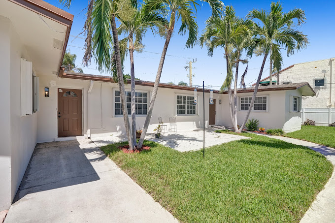 4200 NE 19th Ave, Pompano Beach, FL for Sale