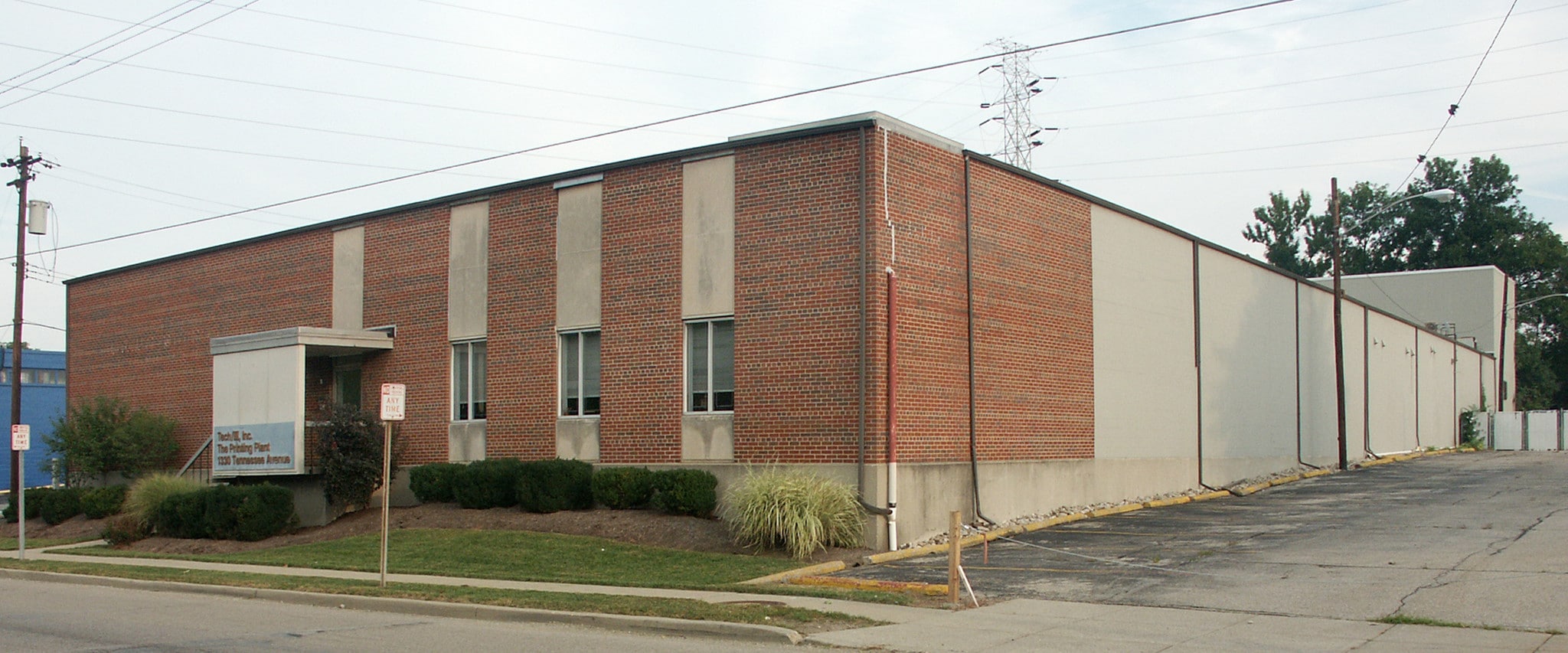 1330 Tennessee Ave, Cincinnati, OH for Rent