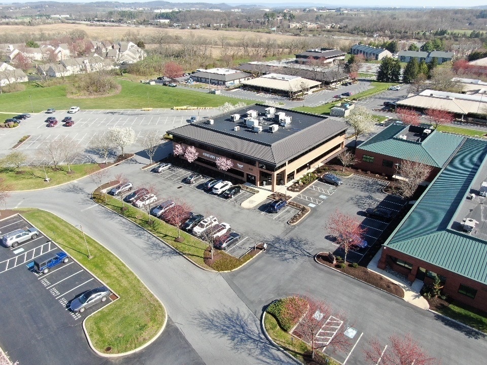 925 Berkshire Blvd, Wyomissing, PA for Rent