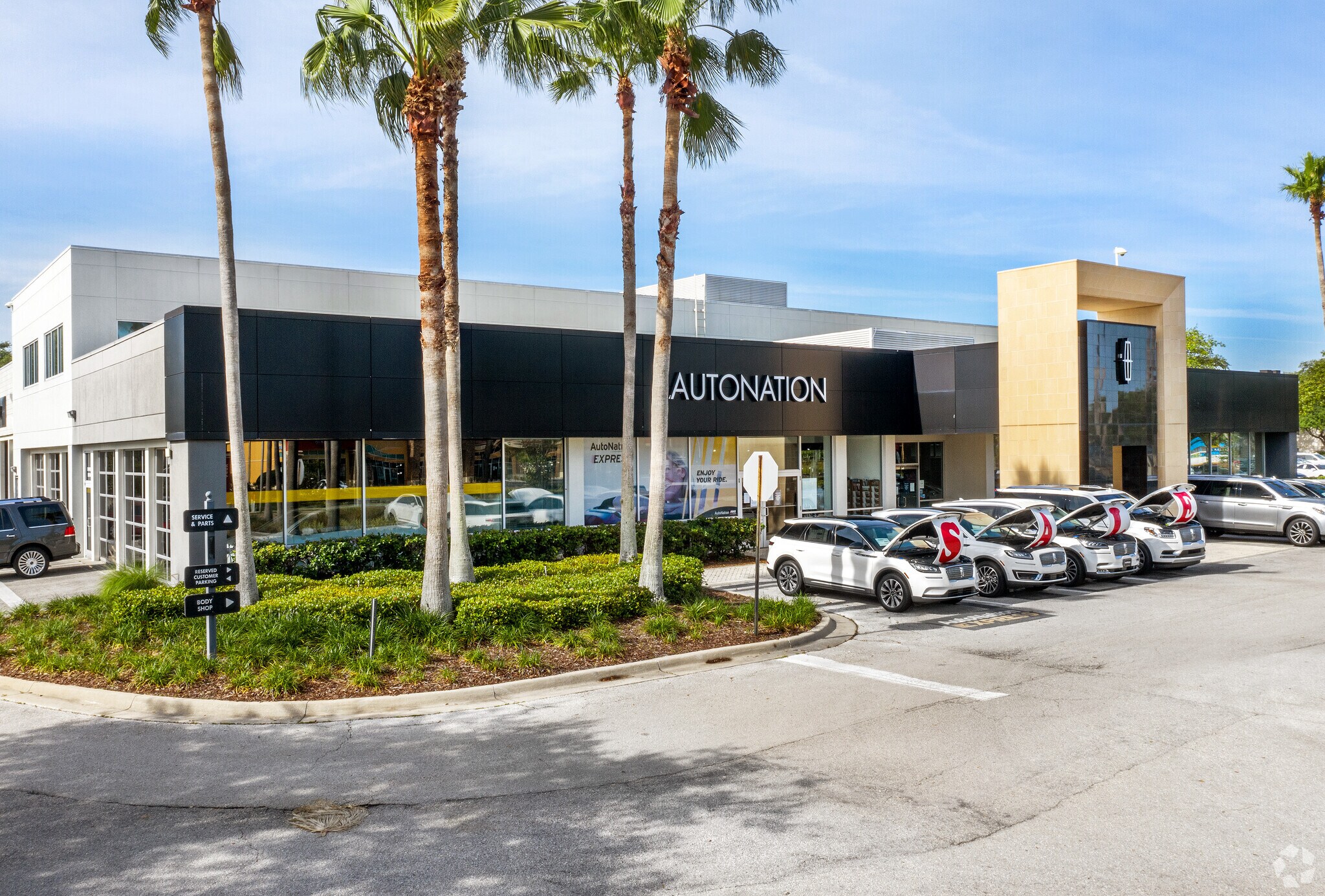 2085 Gulf To Bay Blvd, Clearwater, FL for Sale