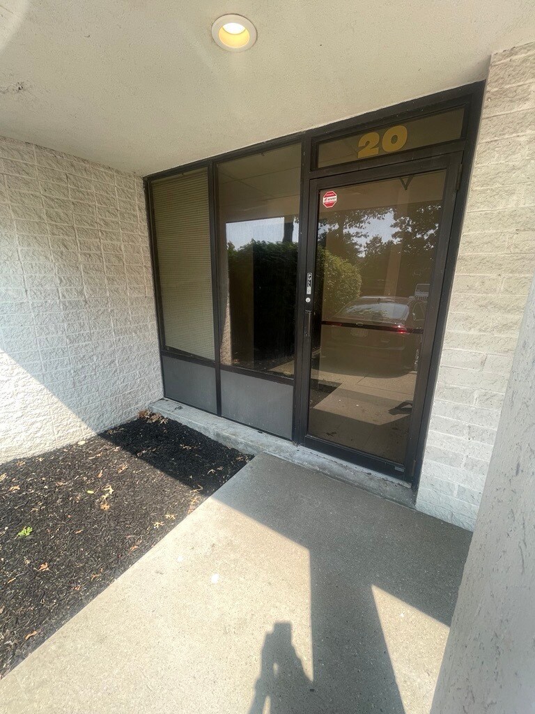 22 Old Dock Rd, Yaphank, NY for Rent