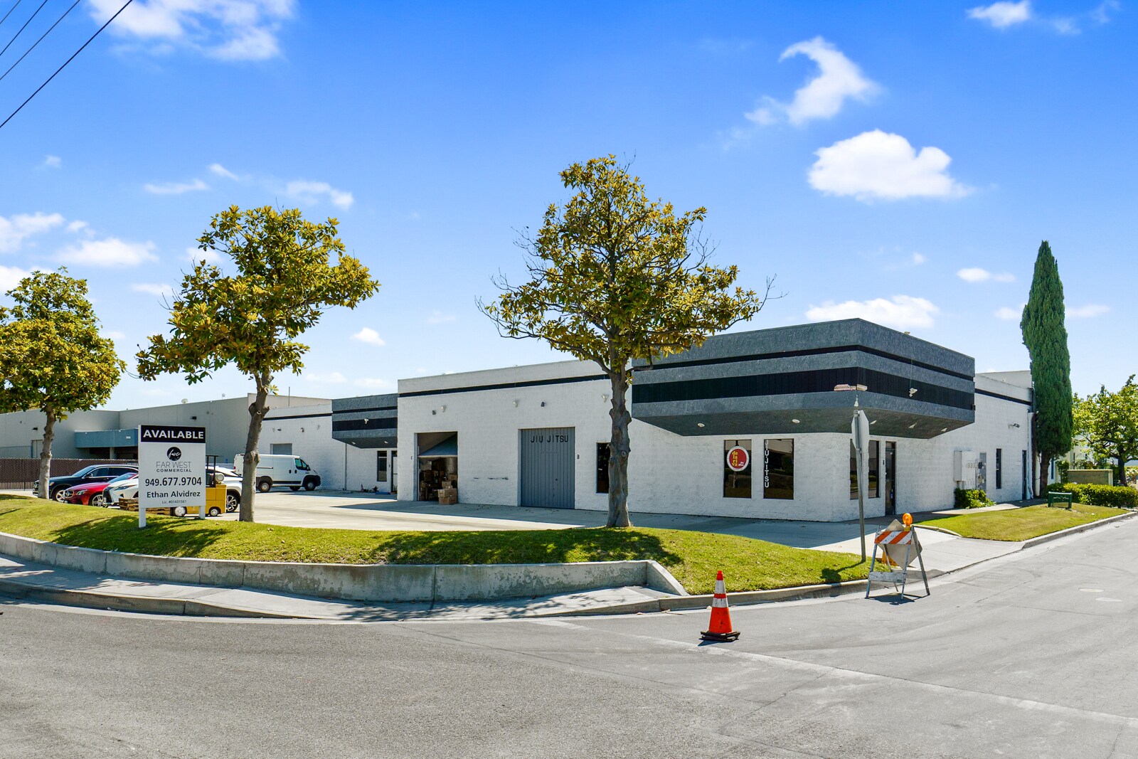 5482 Business Dr, Huntington Beach, CA for Rent