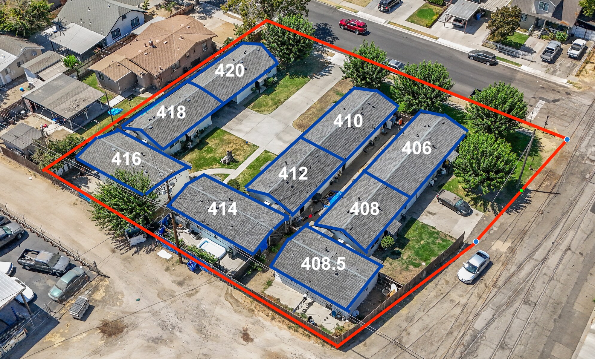 418 Locust St, Turlock, CA for Sale