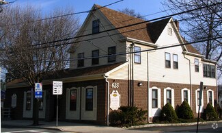 625 N Maple Ave  