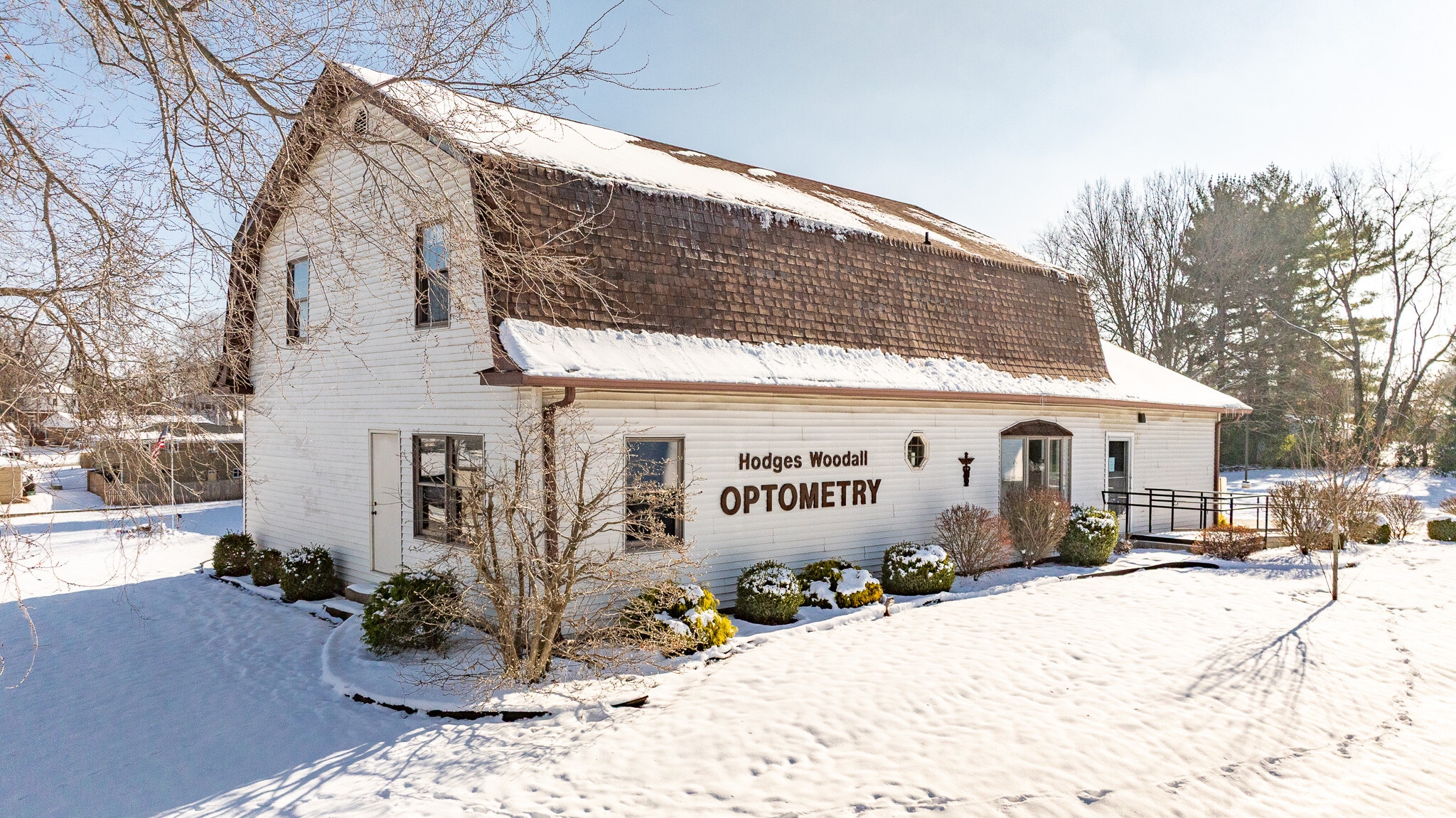 814 E Washington St, Greencastle, IN for Sale