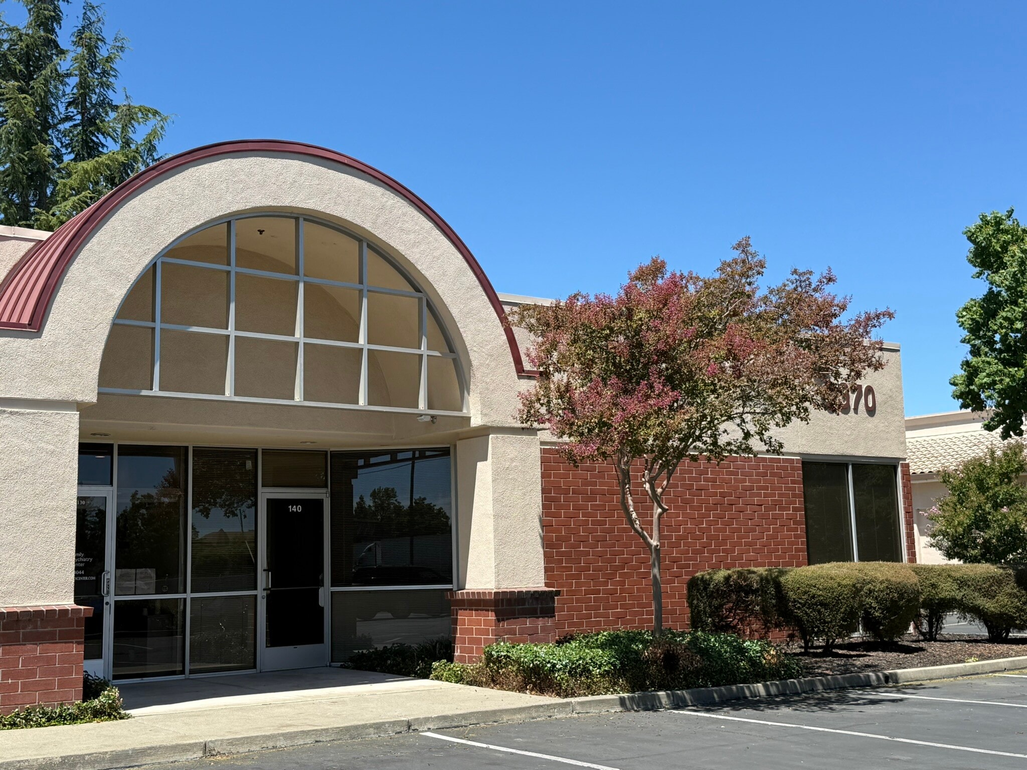 9370 W Stockton Blvd, Elk Grove, CA for Rent
