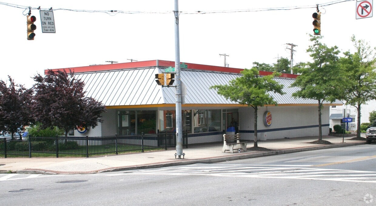 2033 Eastern Ave, Baltimore, MD for Rent