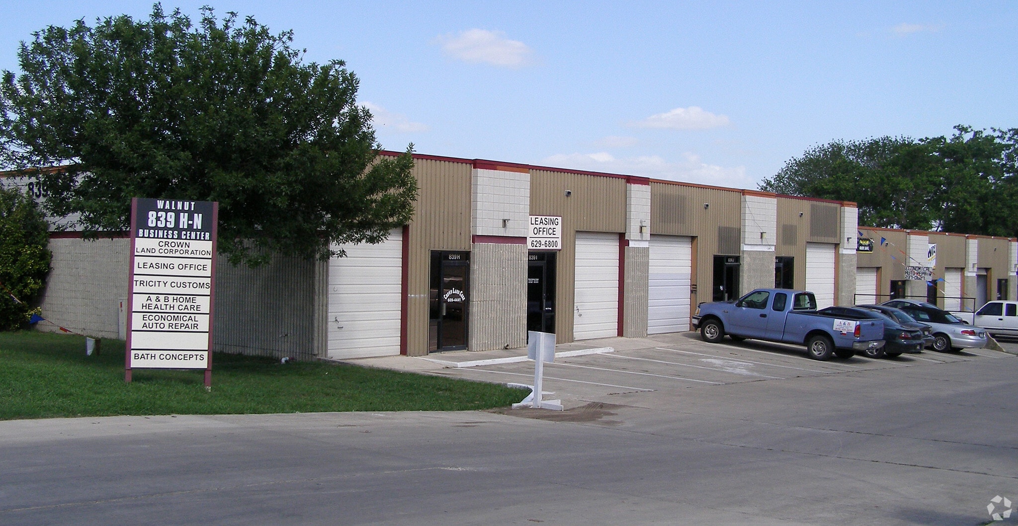 827-863 N IH 35, New Braunfels, TX for Rent