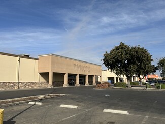 Visalia, CA Retail - 2525 S Mooney Blvd