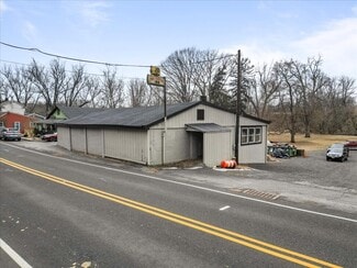 Hampton, NJ Restaurant - 23 Musconetcong River Rd