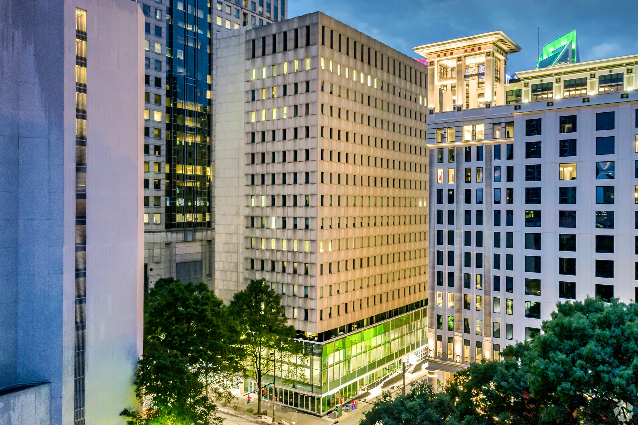 129 W Trade St, Charlotte, NC for Rent