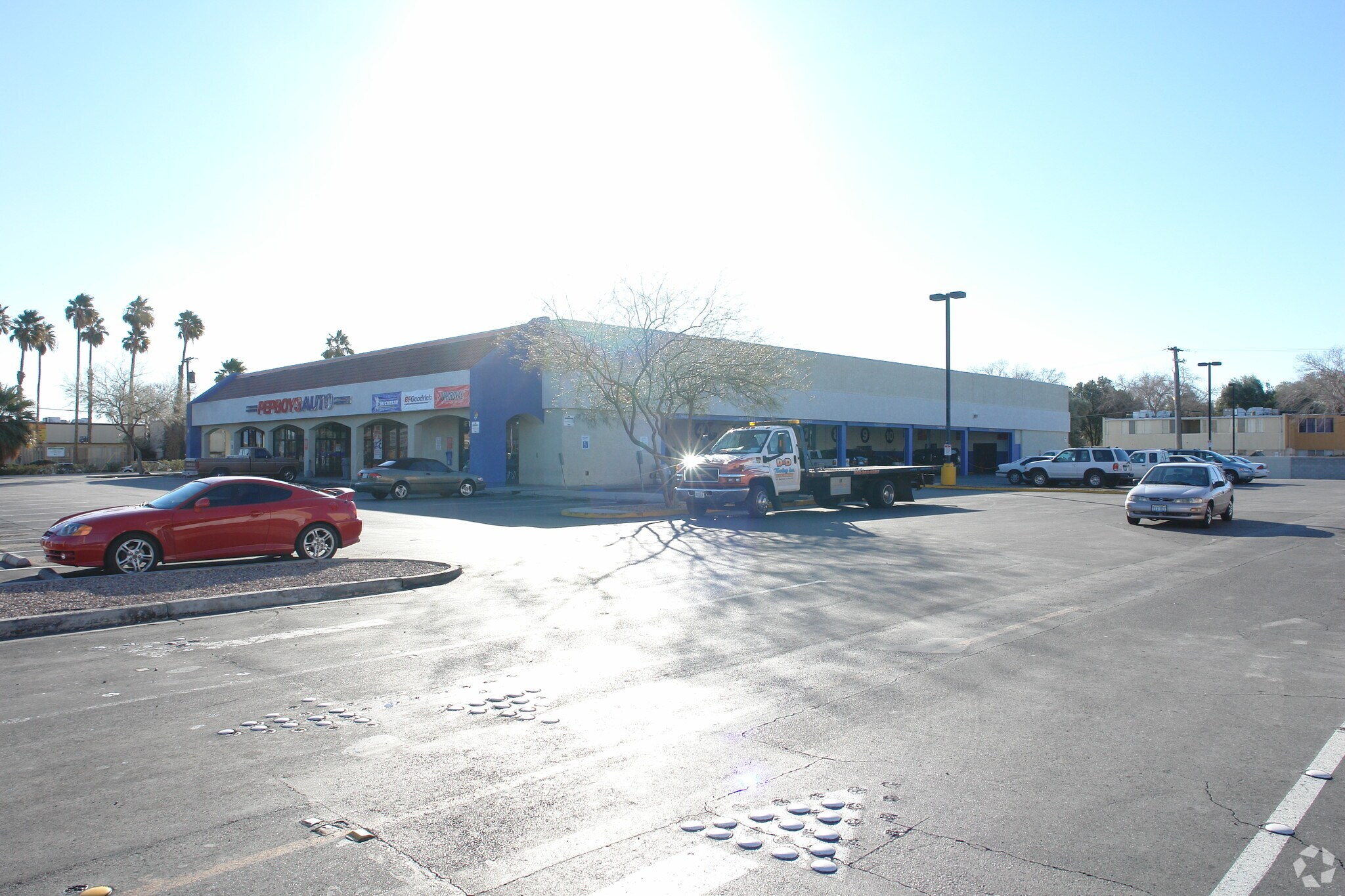 637 E Sahara Ave, Las Vegas, NV for Rent