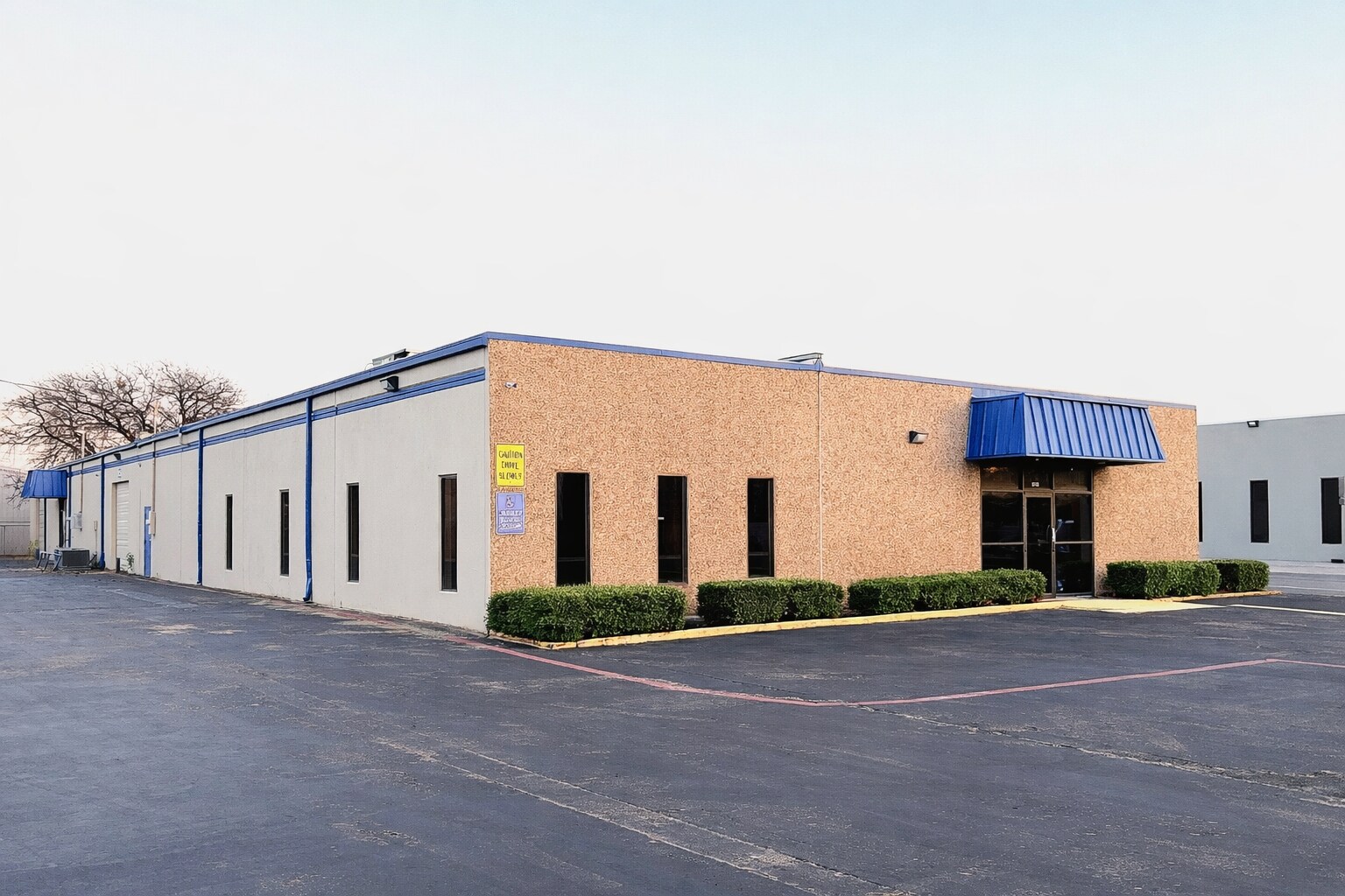 8801 Forum Way, Fort Worth, TX for Rent