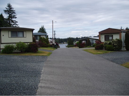 17004 E Lake Goodwin Rd, Stanwood, WA for Sale