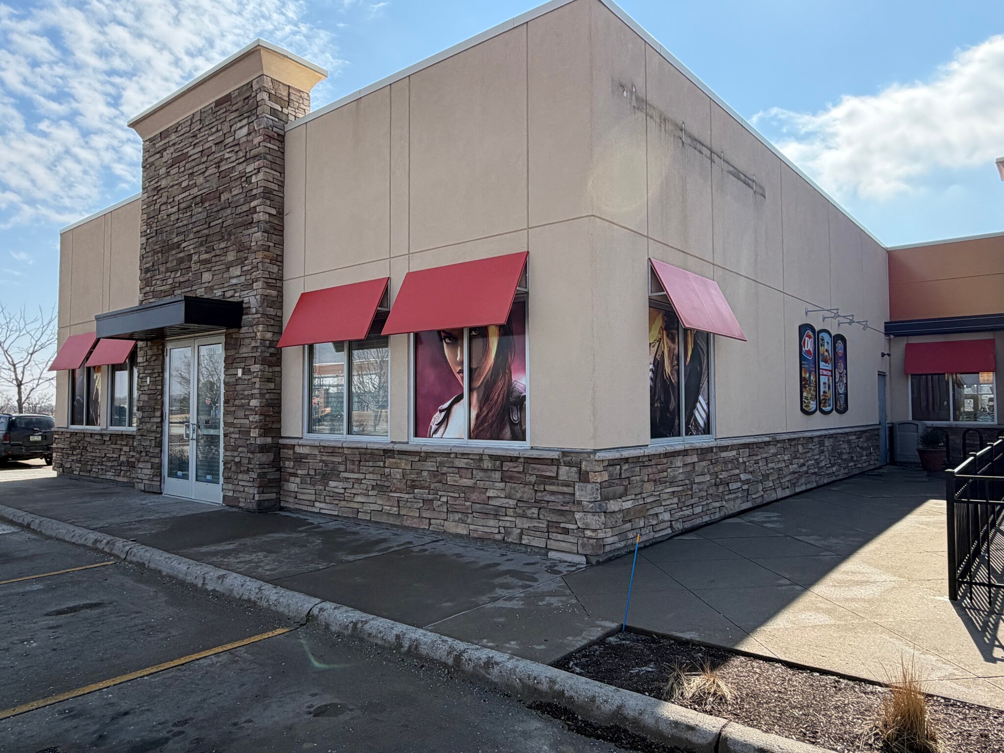 1011 Highway 1 W, Iowa City, IA for Rent