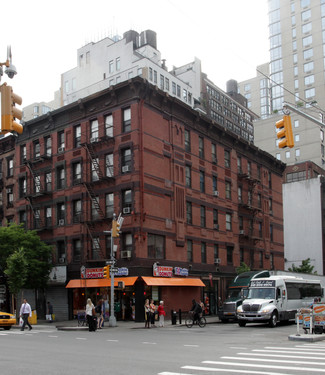 New York, NY Retail - 484 Ninth Ave