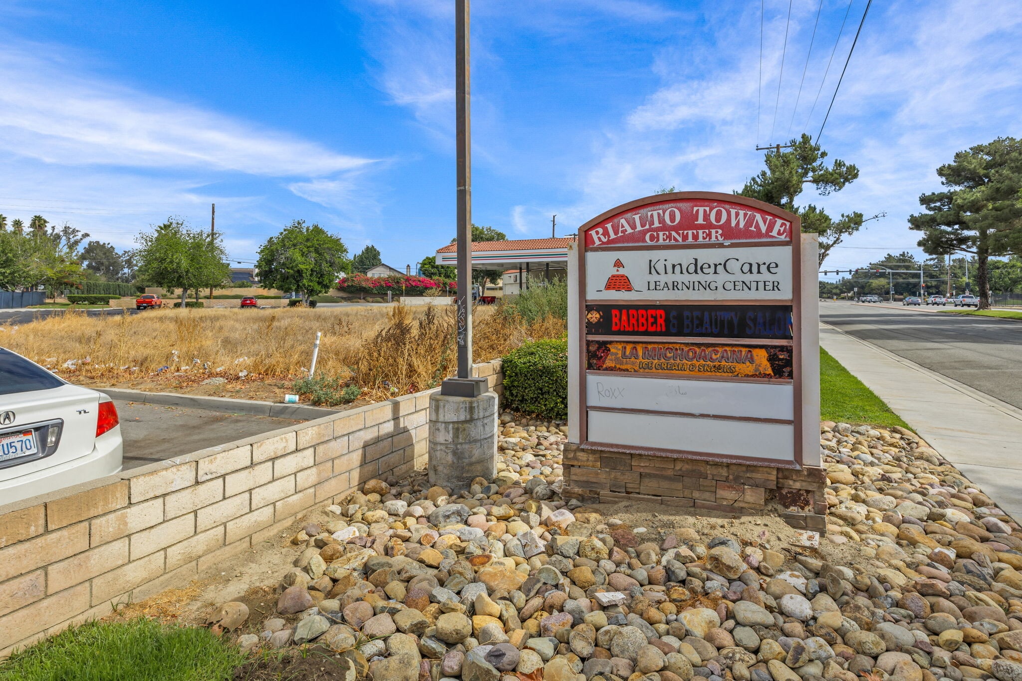 940 Bloomington Ave, Bloomington, CA for Sale