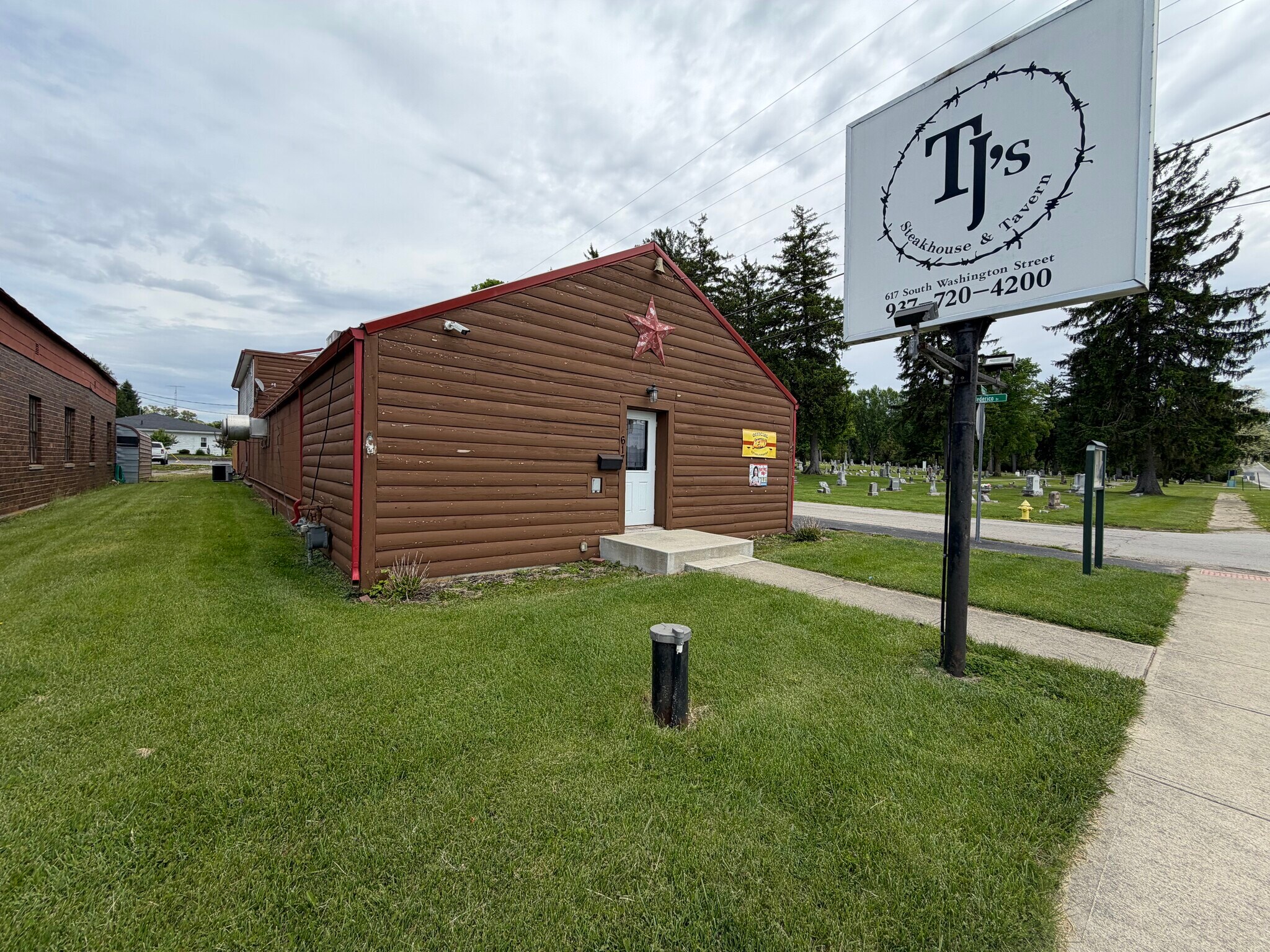 617 S Washington St, New Paris, OH for Sale